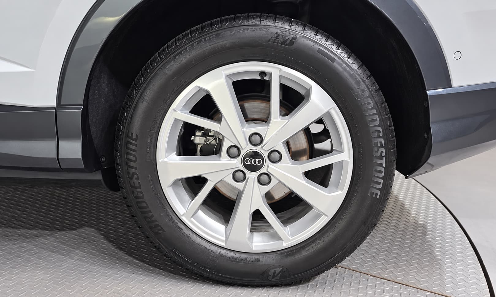 Audi Q3 (F3)35 TDI Sportback Немец — миниатюра 8