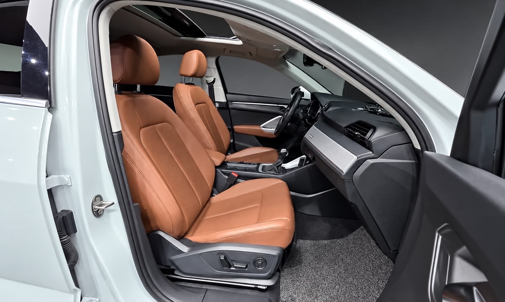 Audi Q3 (F3)35 TDI Sportback Немец — миниатюра 9