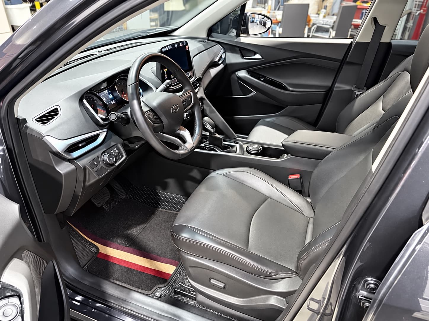Chevrolet Orlando Mild Hybrid Redline 530T Automatic Luxury Edition (5+2 models) — миниатюра 7