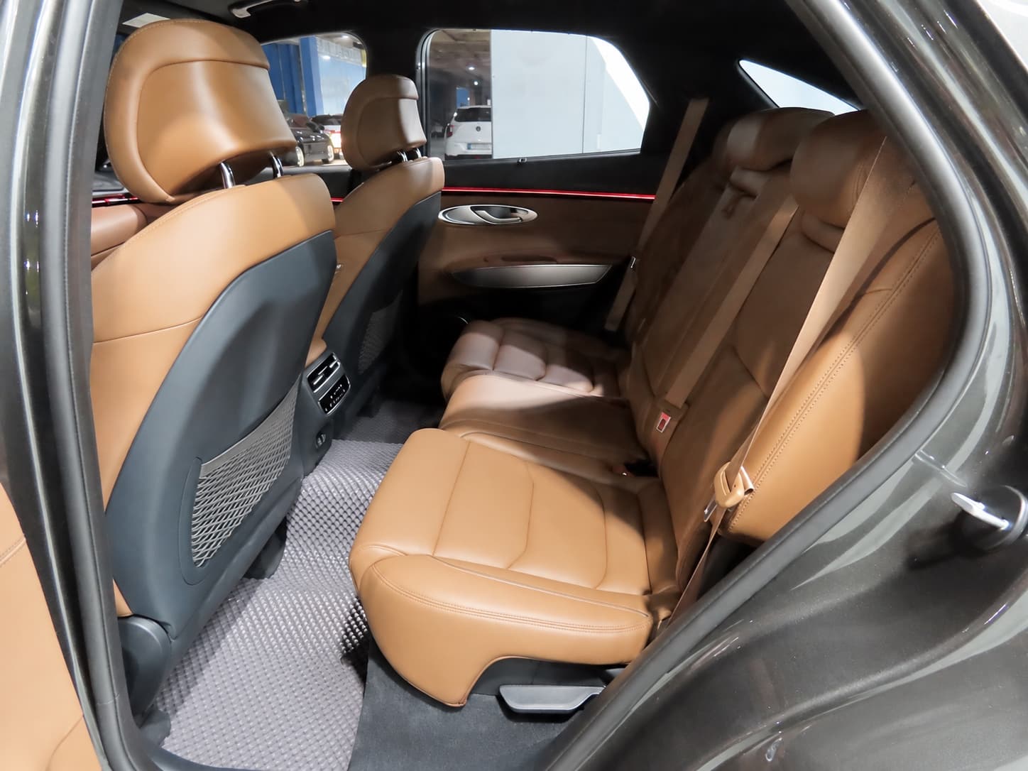 Genesis GV70 2.5T Gasoline AWD — миниатюра 7