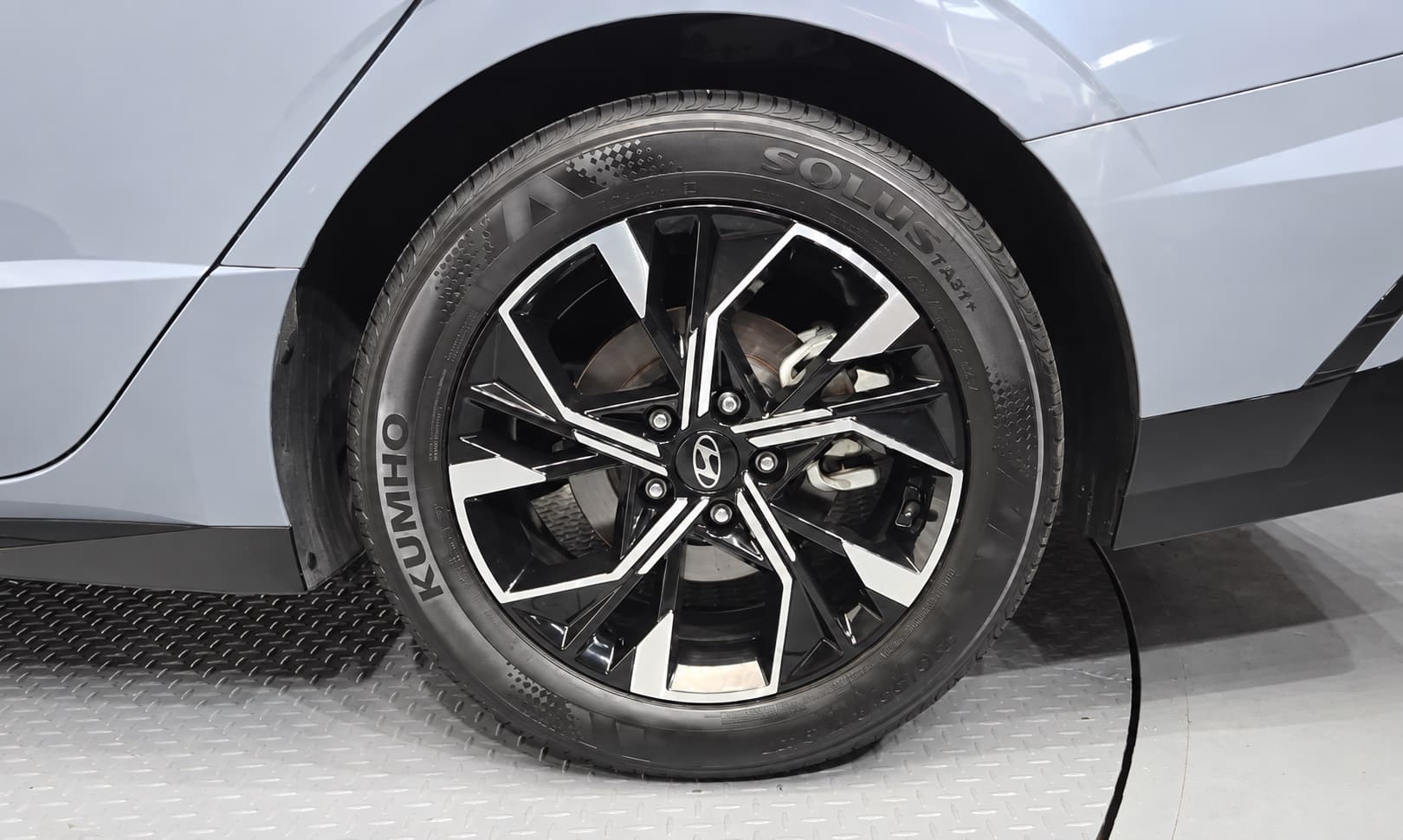 Hyundai Sonata (DN8) 2.0 Exclusive — миниатюра 6