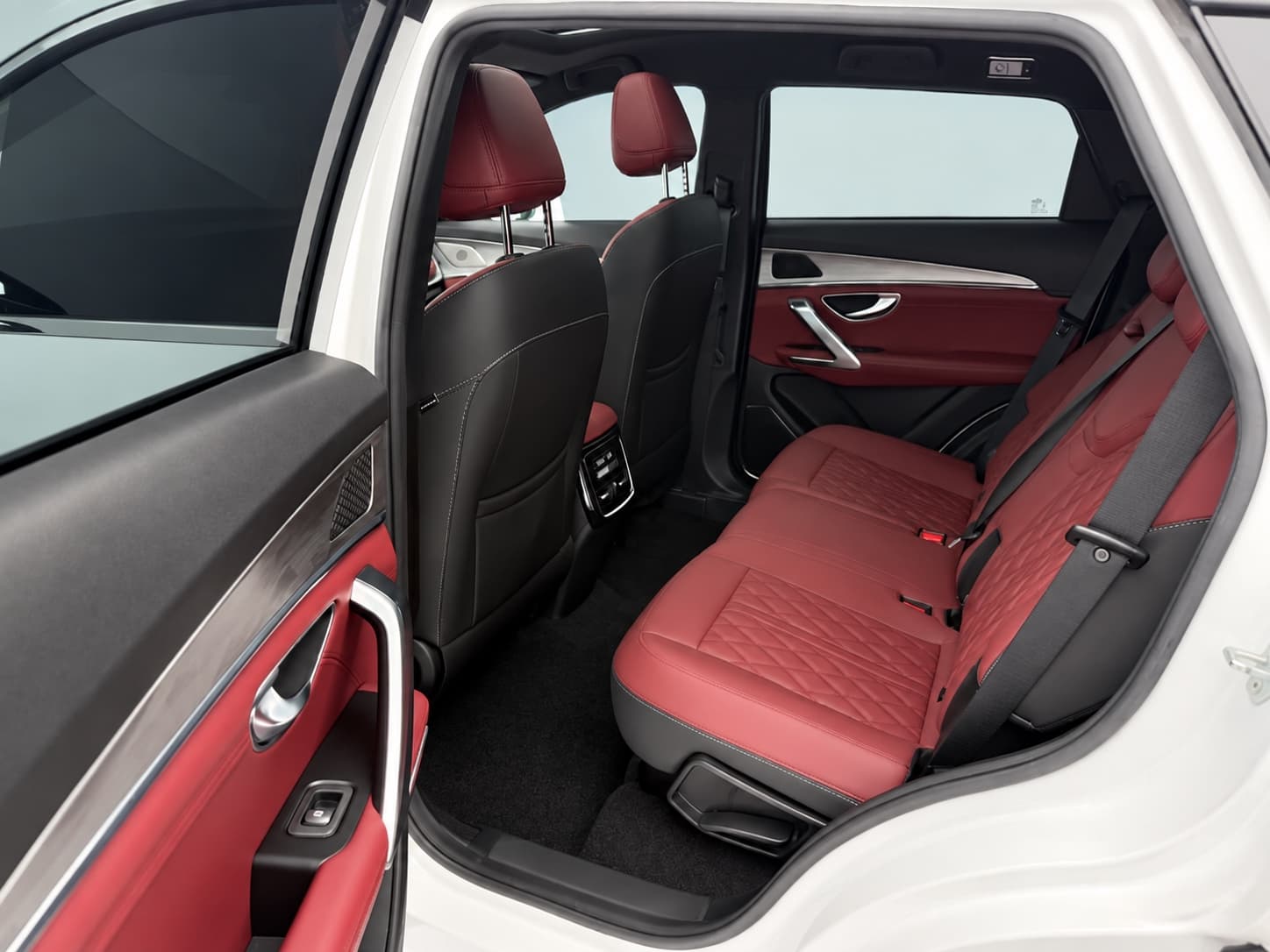 Jetour X70 PLUS 2023 1.5T DCT Warrior PLUS 5-seater — миниатюра 9