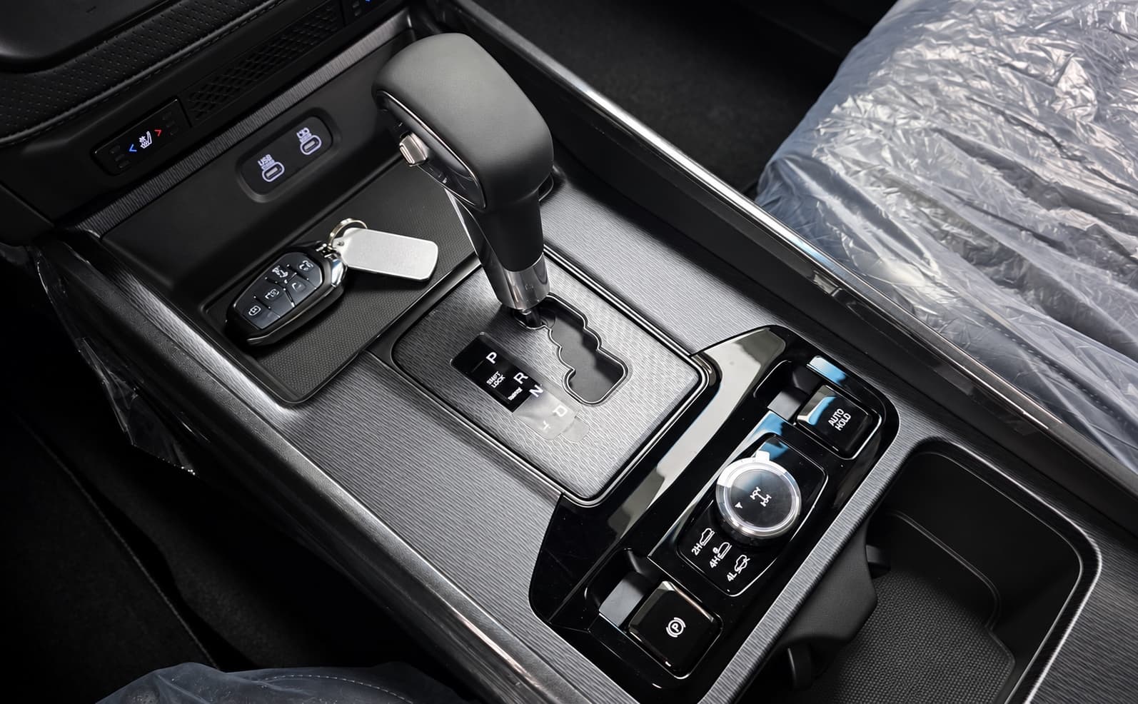 KGM Musso Diesel 2.2 4WD M7 Grand Style — миниатюра 9
