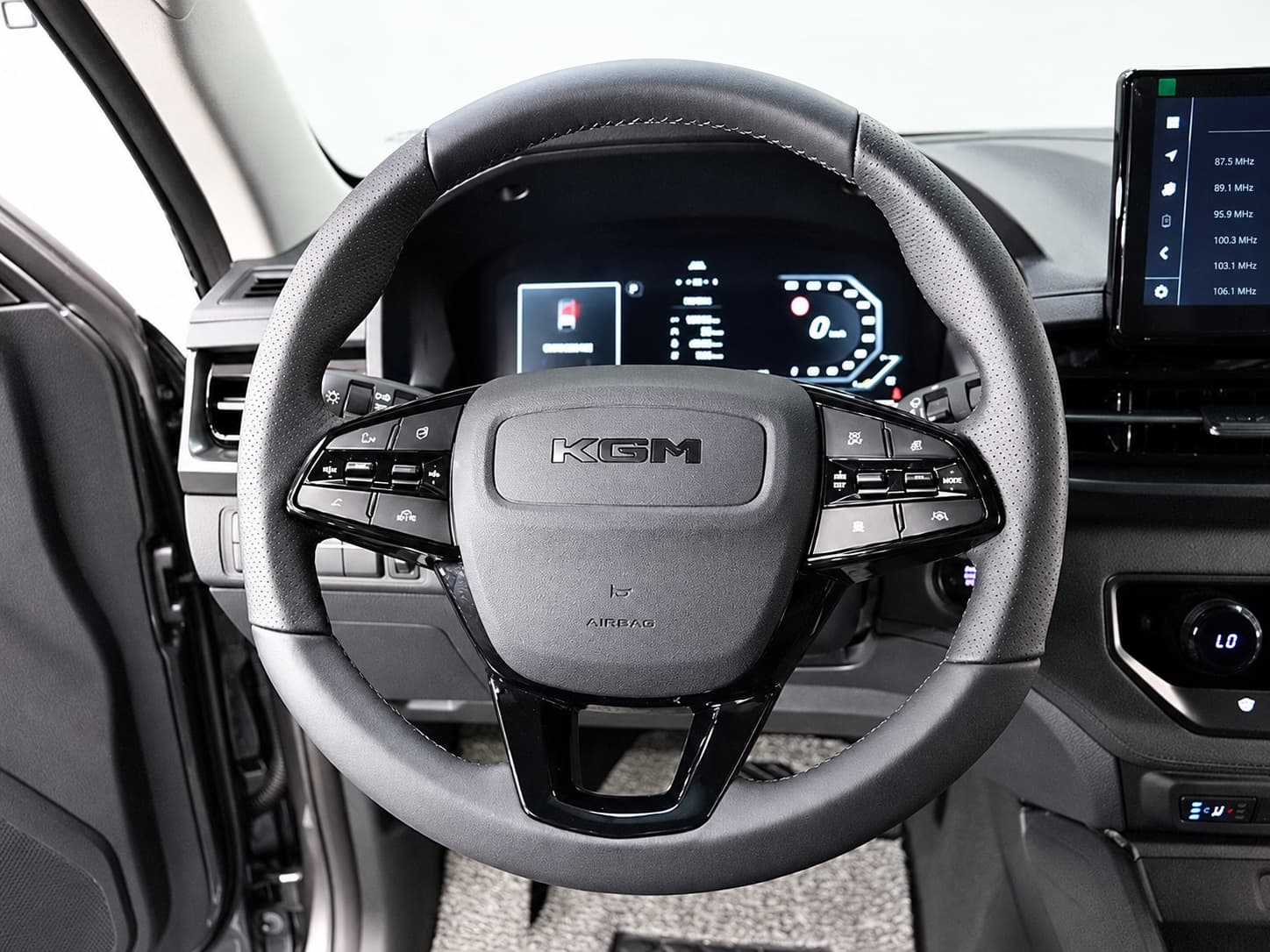 KGM Musso (Q300)Diesel 2.2 4WD M7 — миниатюра 10