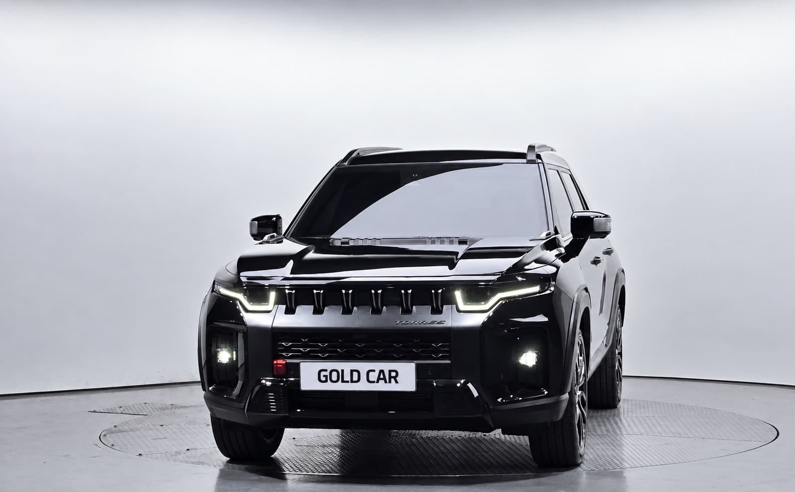 KGM Torres Gasoline 1.5 4WD Black Edition — миниатюра 3