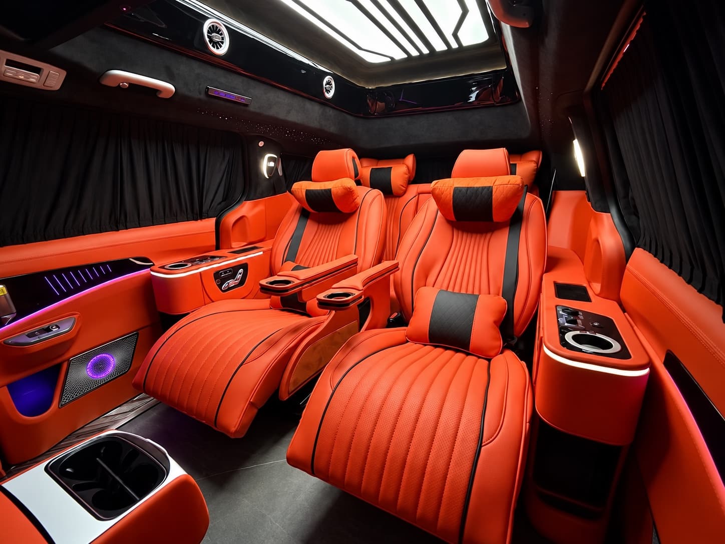 Kia Carnival 4-е поколение HEV High Limousine — миниатюра 3