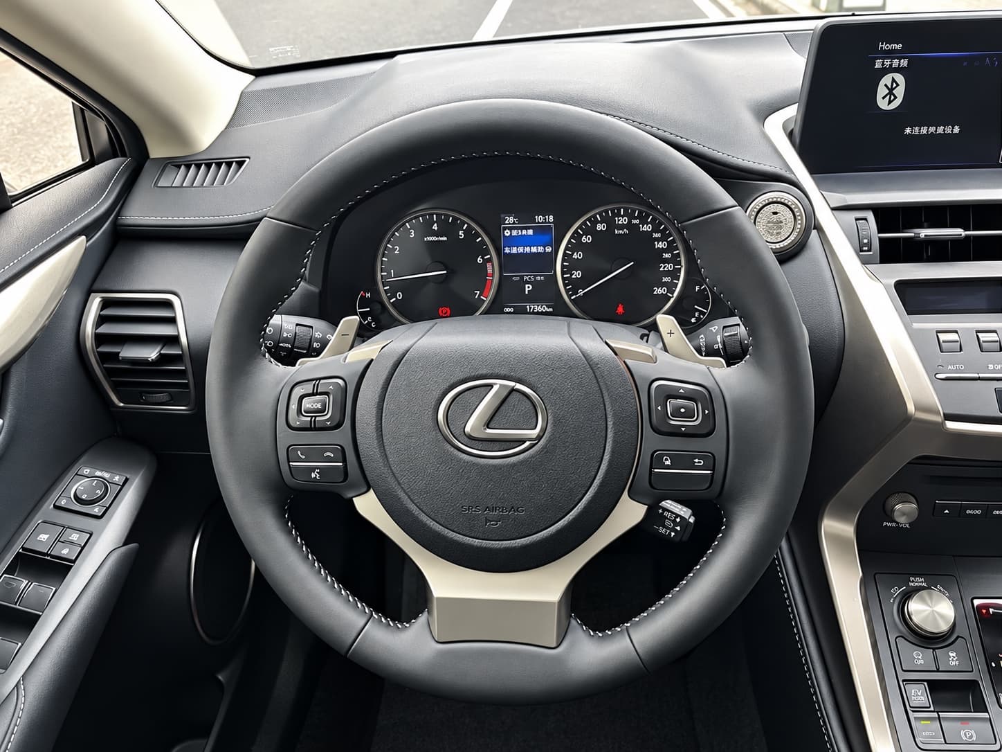 Lexus NX 2020 200 FWD F Sport Edition — миниатюра 10