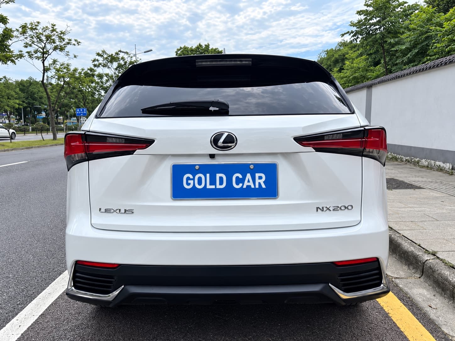 Lexus NX 2020 200 FWD F Sport Edition — миниатюра 7