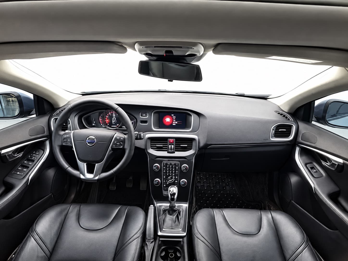 Volvo V40 2019 T3 Smart Edition — миниатюра 8